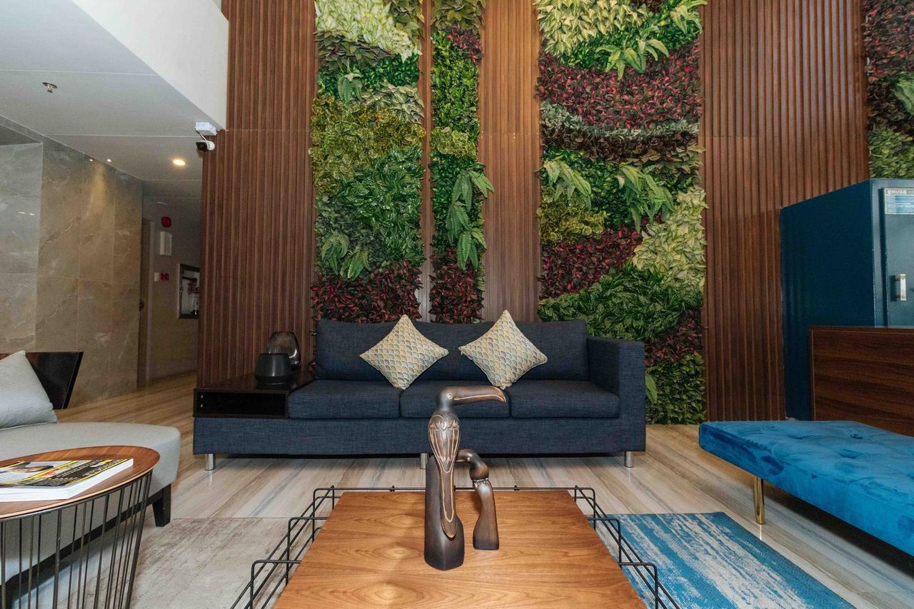 Отель Reddoorz Premium Near Ust Hospital Манила Экстерьер фото